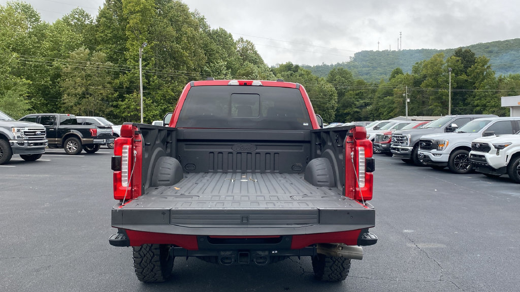 Certified 2023 Ford F250 Lariat w/ Lariat Ultimate Package AWD/4WD image 19