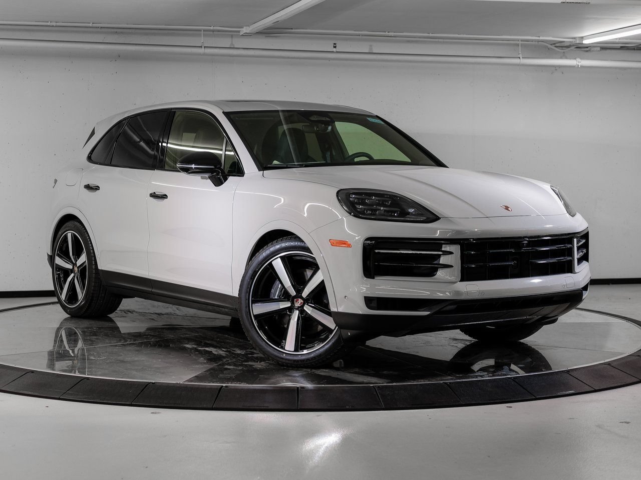 New 2026 Porsche Cayenne AWD/4WD image 9