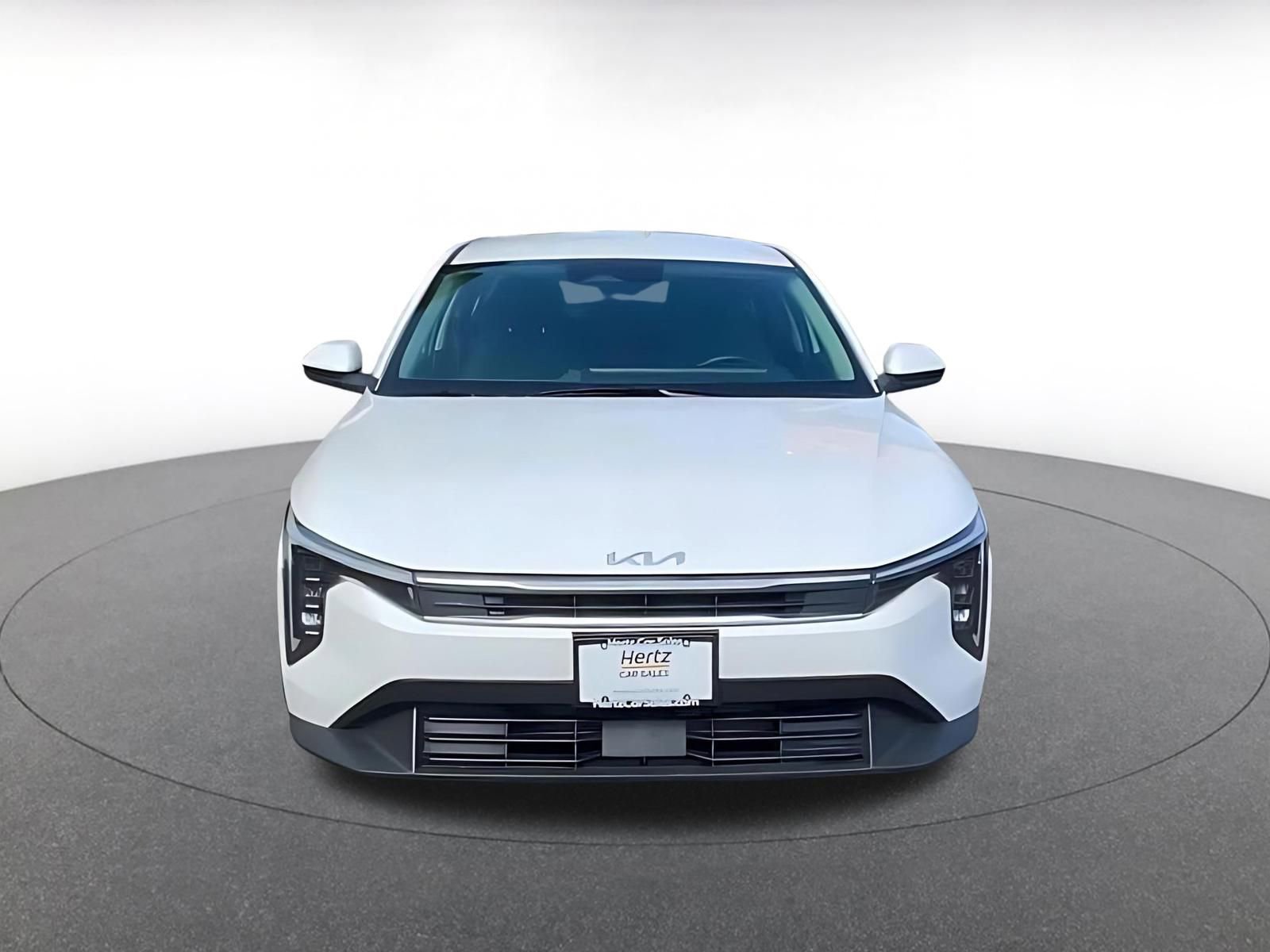 Used 2025 Kia K4 LXS image 4