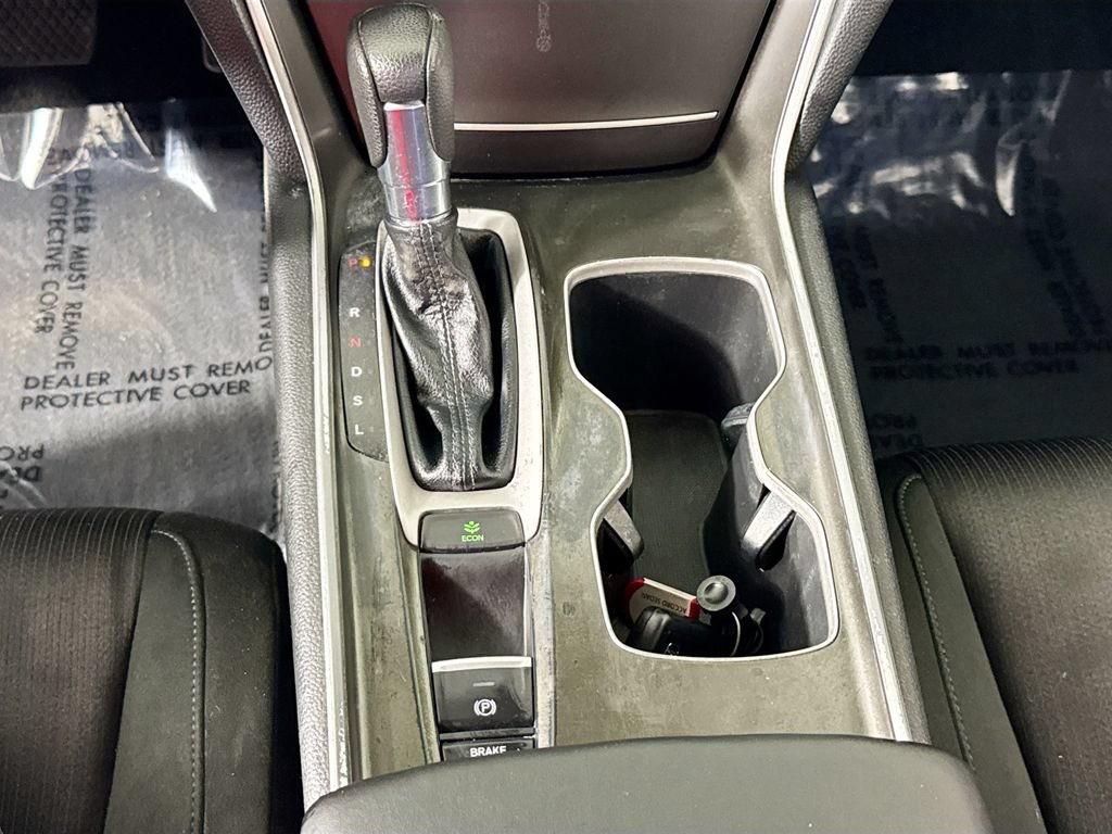 Used 2018 Honda Accord EX image 18