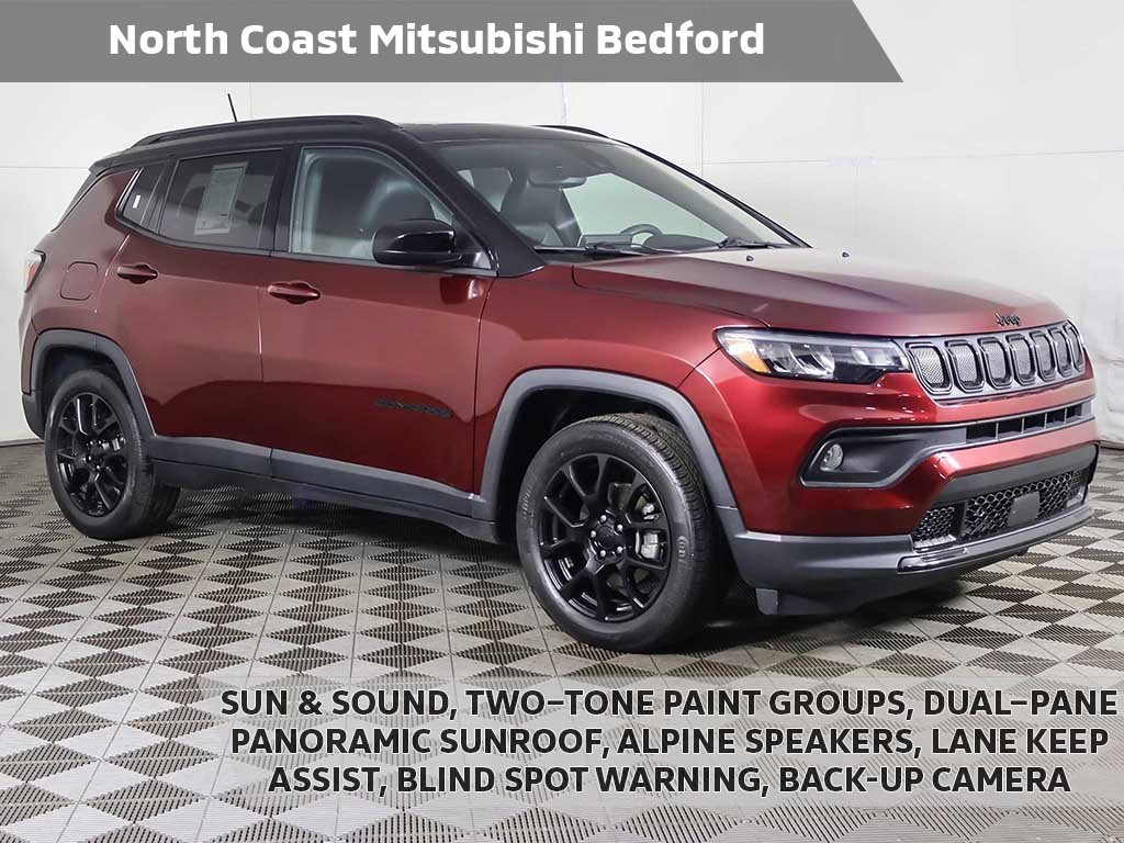 Used 2022 Jeep Compass Altitude w/ Sun and Sound Group image 1
