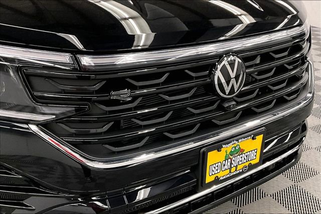 Used 2025 Volkswagen Atlas SEL Premium R-Line image 35