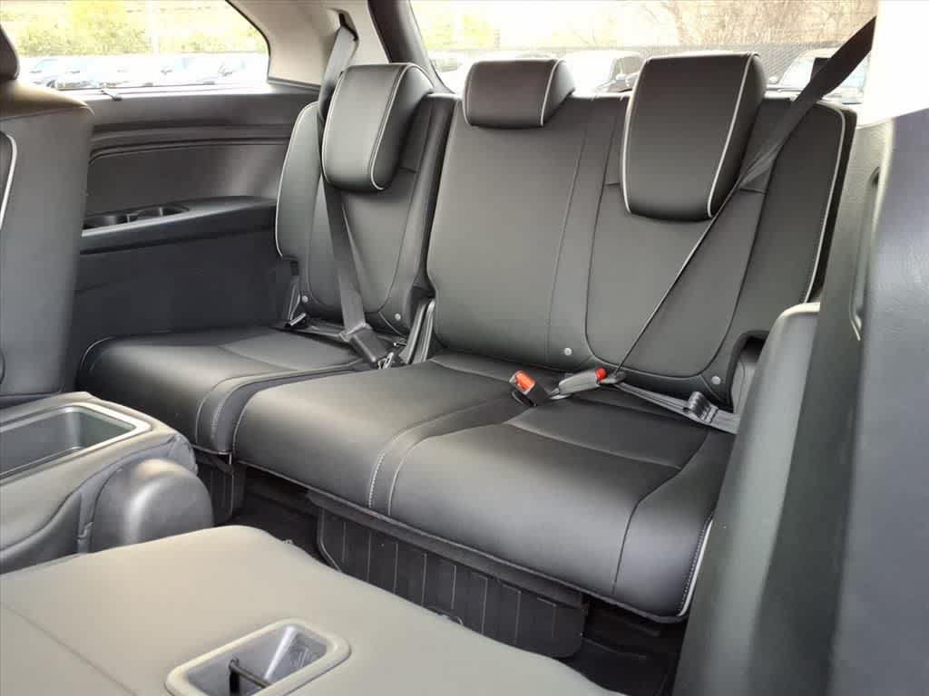 New 2026 Honda Odyssey Touring image 14