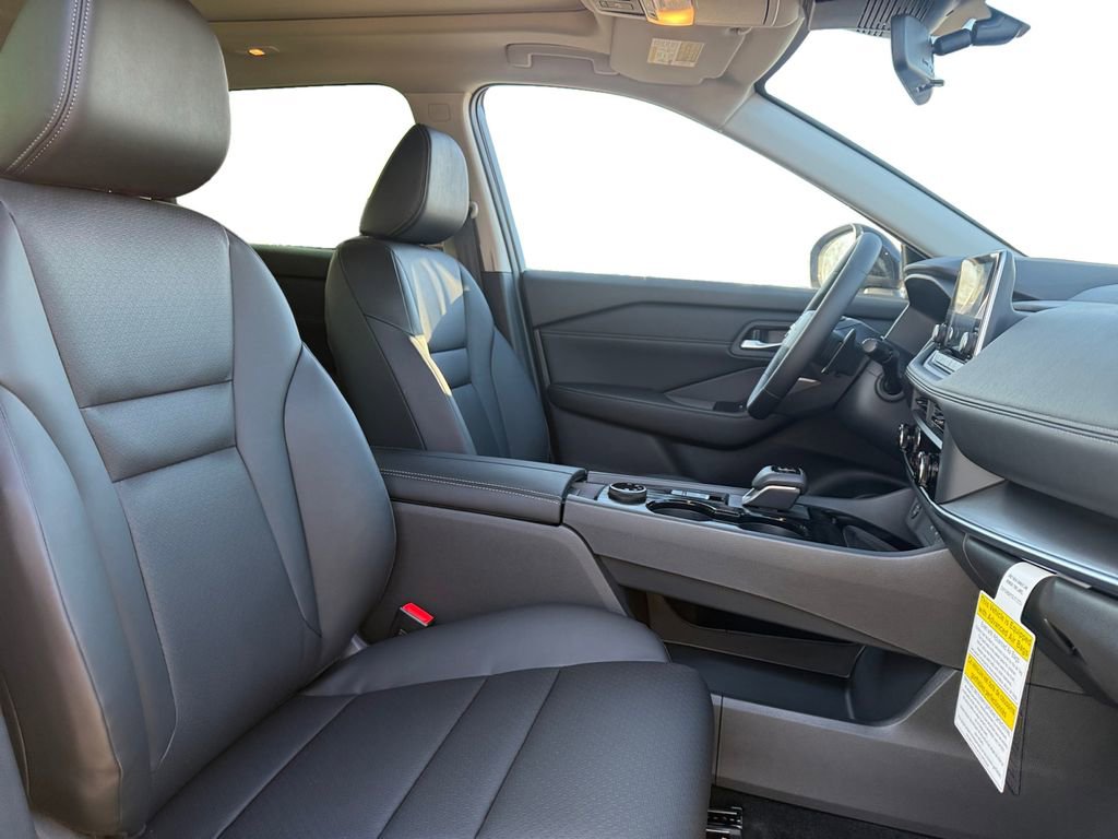 New 2026 Nissan Rogue Dark Armor image 15