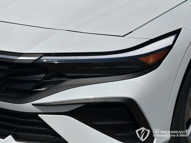 New 2026 Hyundai Elantra SE FWD image 9