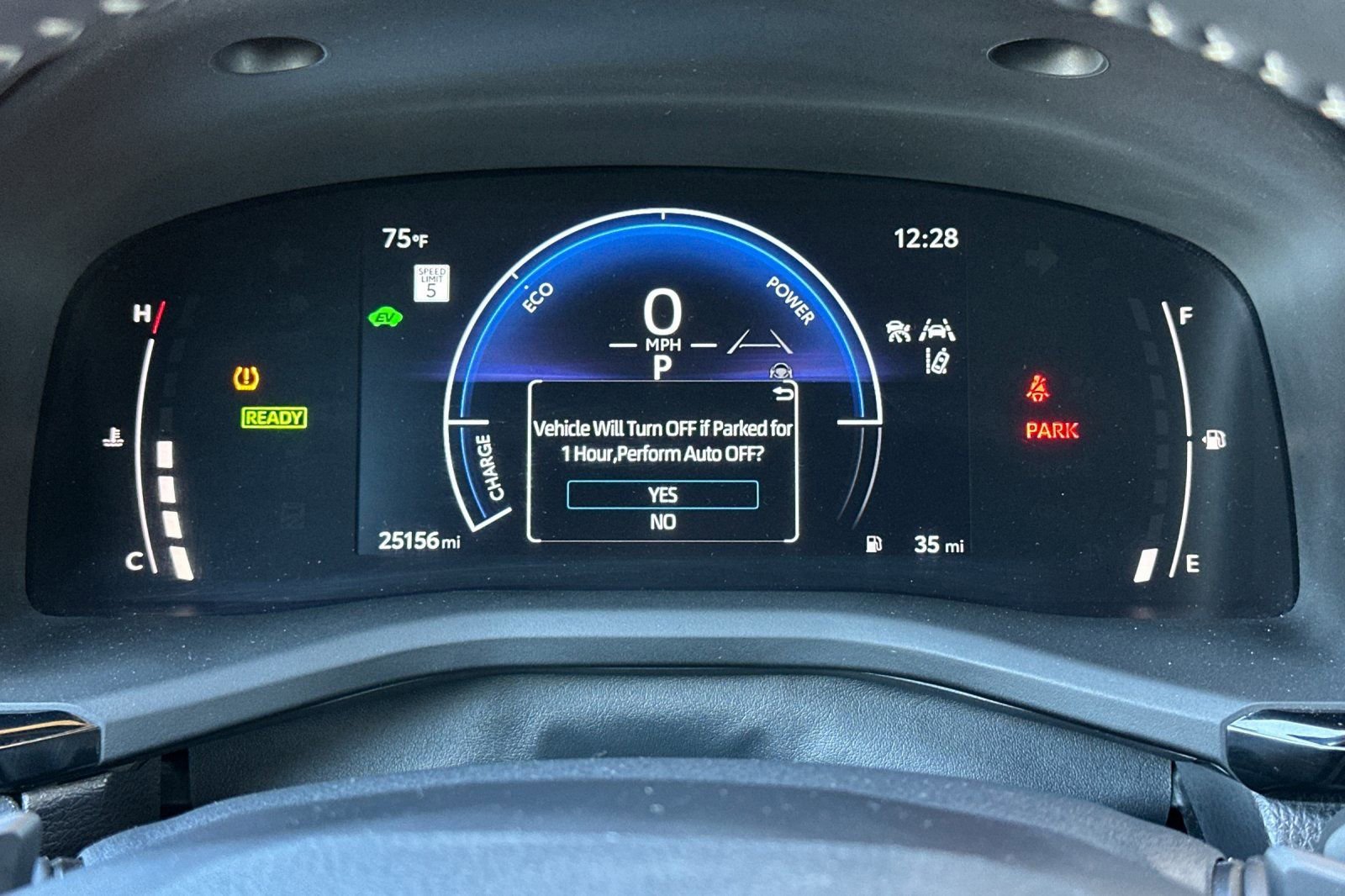 Used 2025 Toyota Camry SE image 24