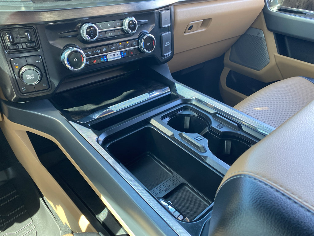 Used 2024 Ford F250 Lariat w/ FX4 Off-Road Package image 12