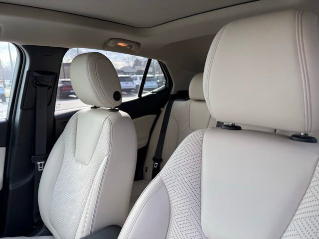 Used 2023 Buick Encore GX Essence w/ Experience Buick Package image 9