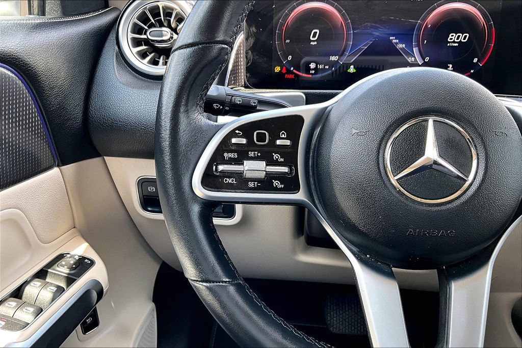 Used 2022 Mercedes-Benz GLB 250 image 26