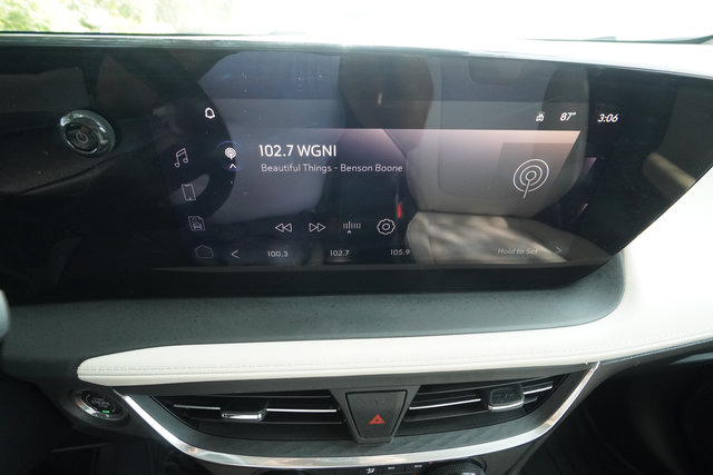 Used 2024 Buick Encore GX Preferred AWD/4WD image 16