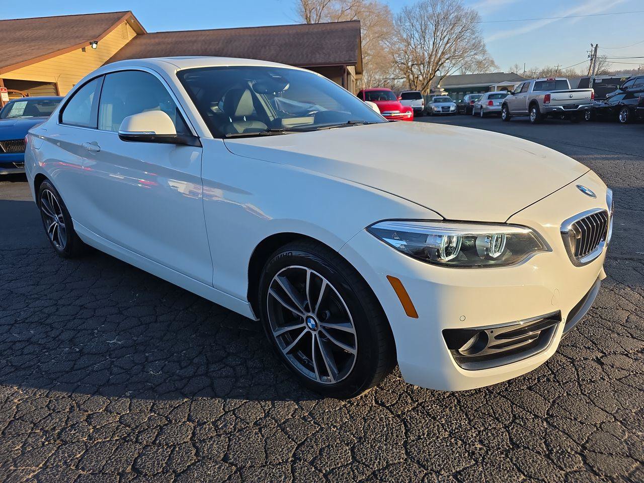 Used 2019 BMW 230i Coupe w/ Premium Package RWD image 18