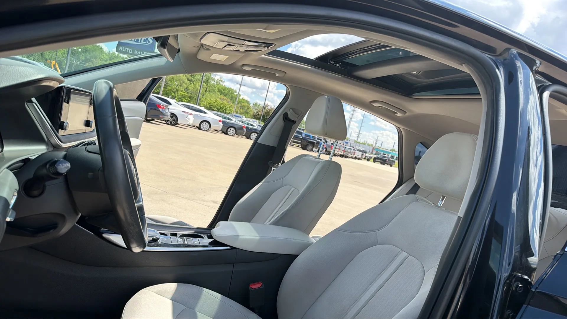 Used 2022 Hyundai Sonata SEL w/ Convenience Package FWD image 60