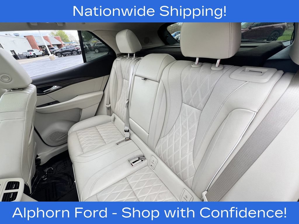 Used 2023 Buick Envision Avenir AWD/4WD image 35
