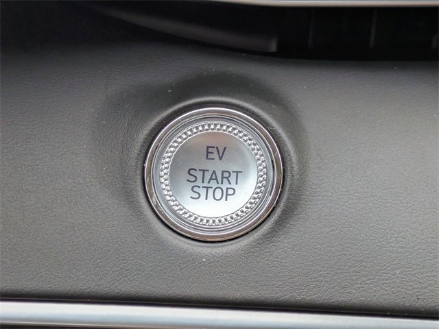 Used 2025 Genesis Electrified GV70 Advanced image 30