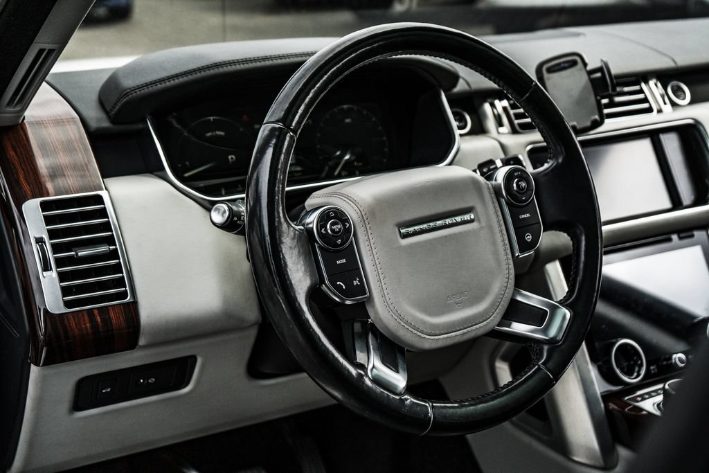 Used 2016 Land Rover Range Rover HSE AWD/4WD image 24