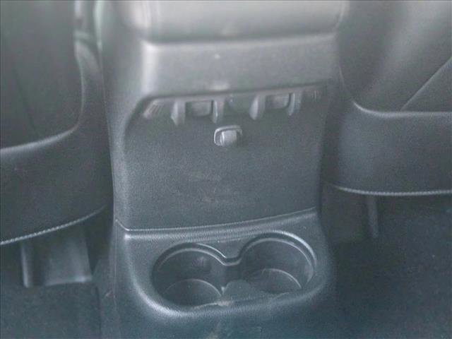 Used 2017 Jeep Wrangler Unlimited Sahara image 14