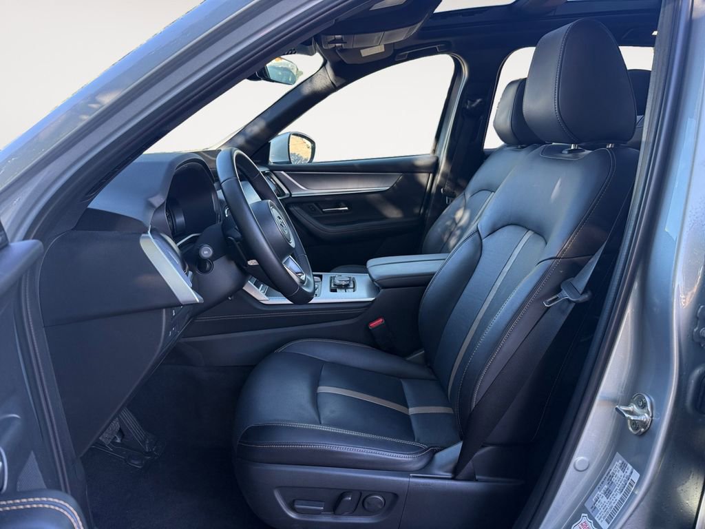 Used 2025 MAZDA CX-90 3.3 Turbo w/ Premium Plus Pkg image 9