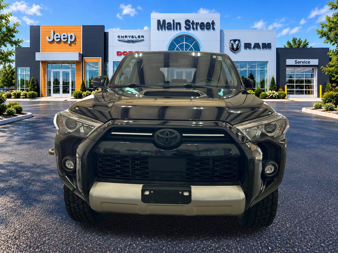 Used 2023 Toyota 4Runner TRD Off-Road Premium w/ Moonroof Package AWD/4WD image 8