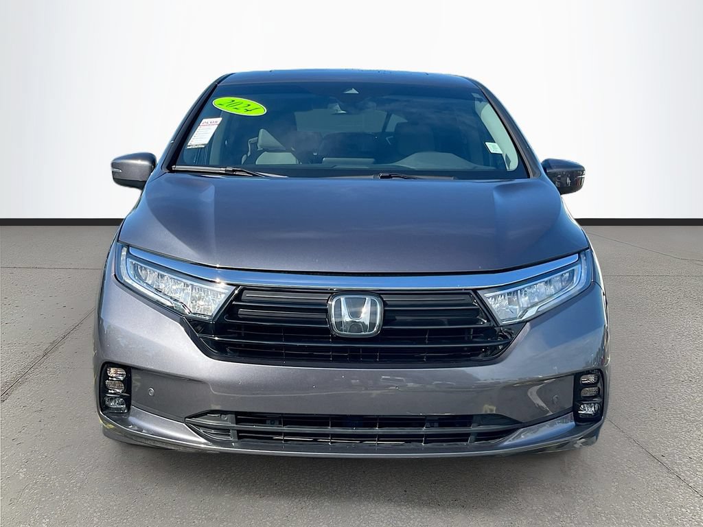 Used 2024 Honda Odyssey Touring image 2