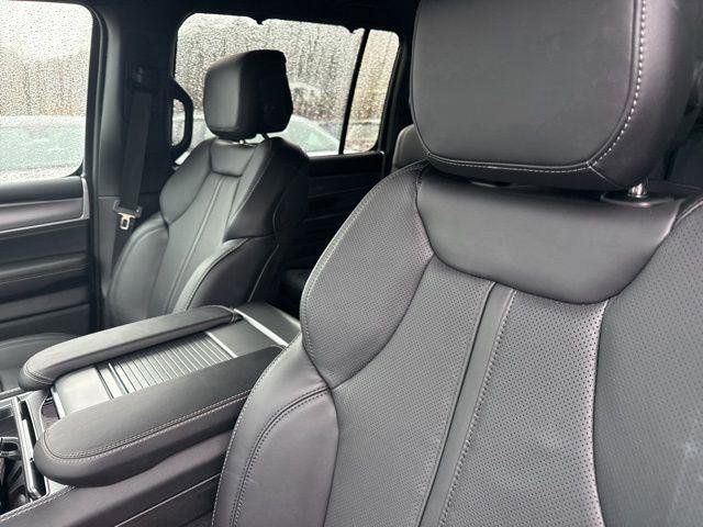 New 2026 Jeep Grand Wagoneer L Limited image 15