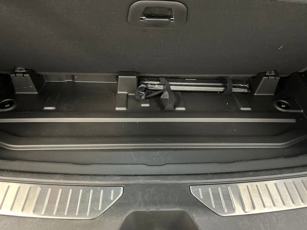 Used 2025 GMC Yukon Denali image 41