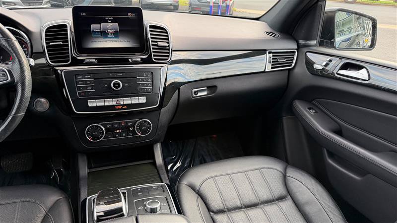 Used 2017 Mercedes-Benz GLE 350 4MATIC image 19