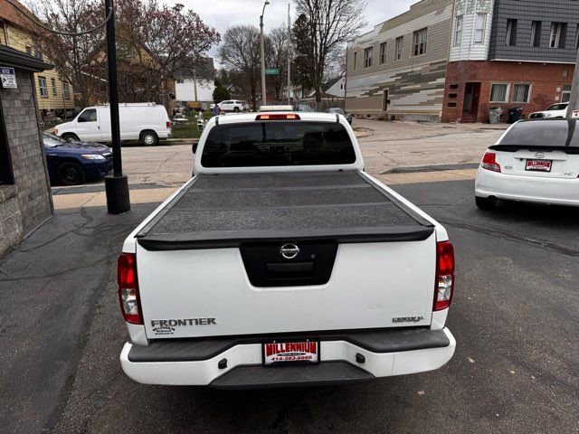 Used 2017 Nissan Frontier S image 23