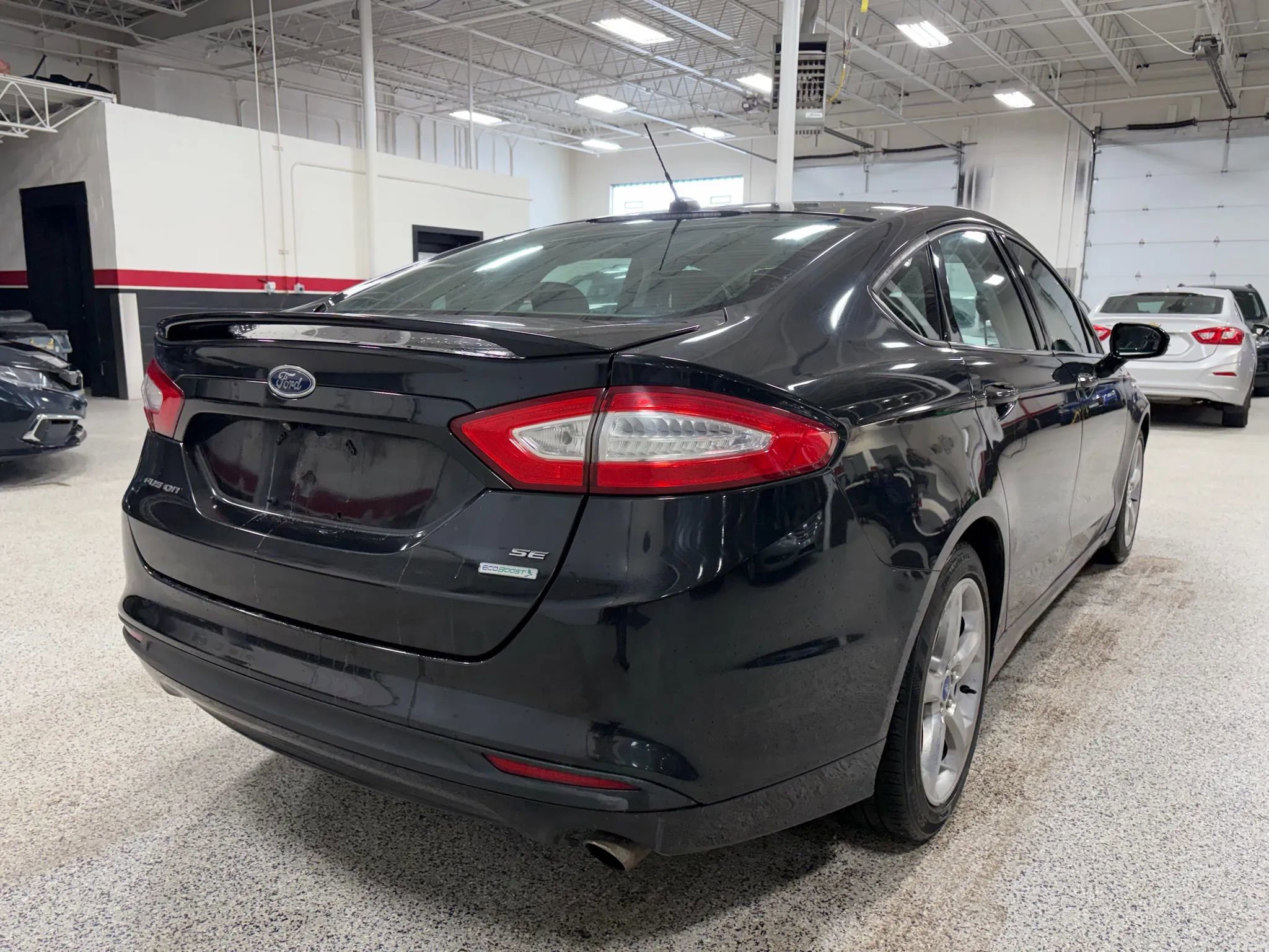 Used 2013 Ford Fusion SE image 2