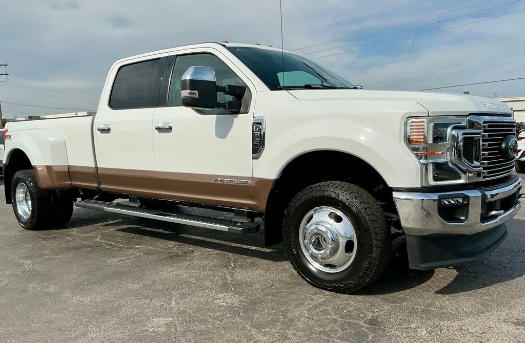 Used 2020 Ford F350 Lariat w/ Lariat Ultimate Package AWD/4WD image 7