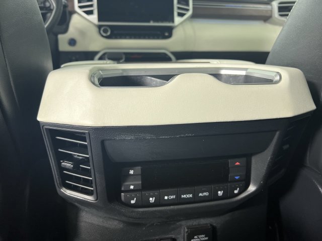 Used 2024 Toyota Sequoia Capstone AWD/4WD image 22