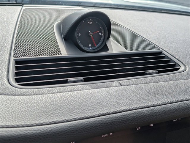 Used 2021 Porsche Panamera image 24