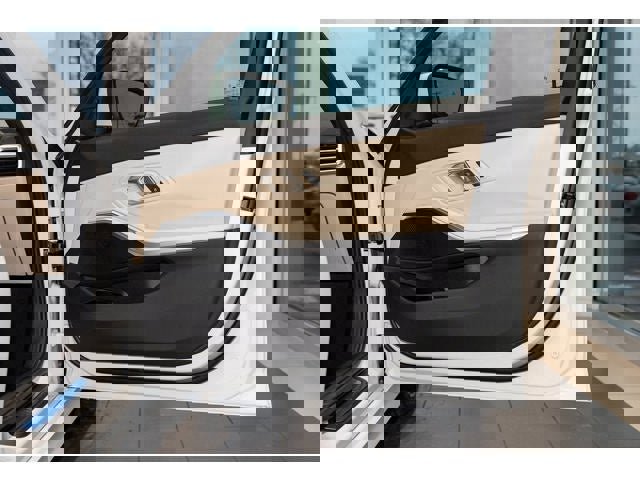 New 2026 BMW 330i xDrive Sedan w/ Convenience Package image 59