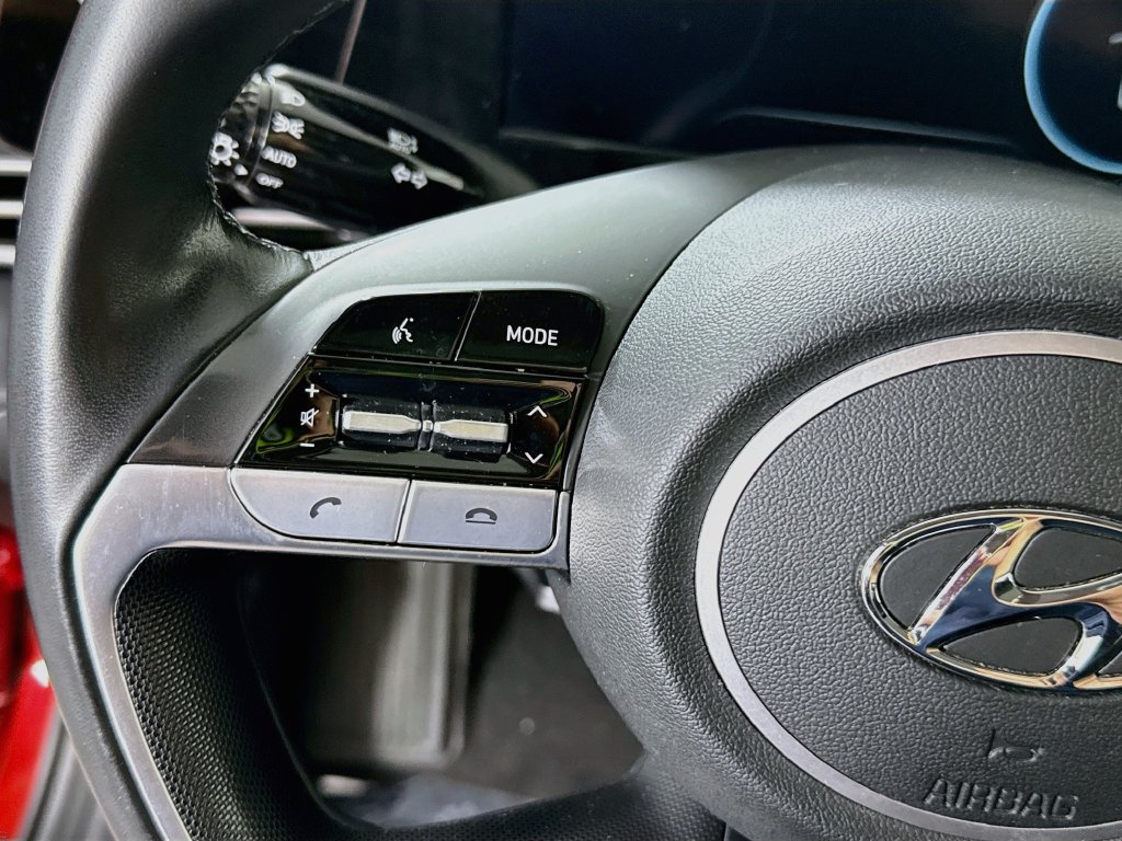 Used 2021 Hyundai Elantra SEL w/ Convenience + Premium Package FWD image 22