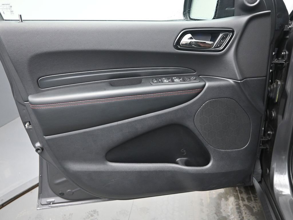 Used 2025 Dodge Durango GT image 12