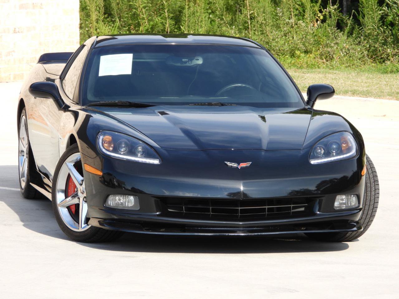 Used 2011 Chevrolet Corvette w/ 3LT w/ Preferred Equipment Group RWD image 21