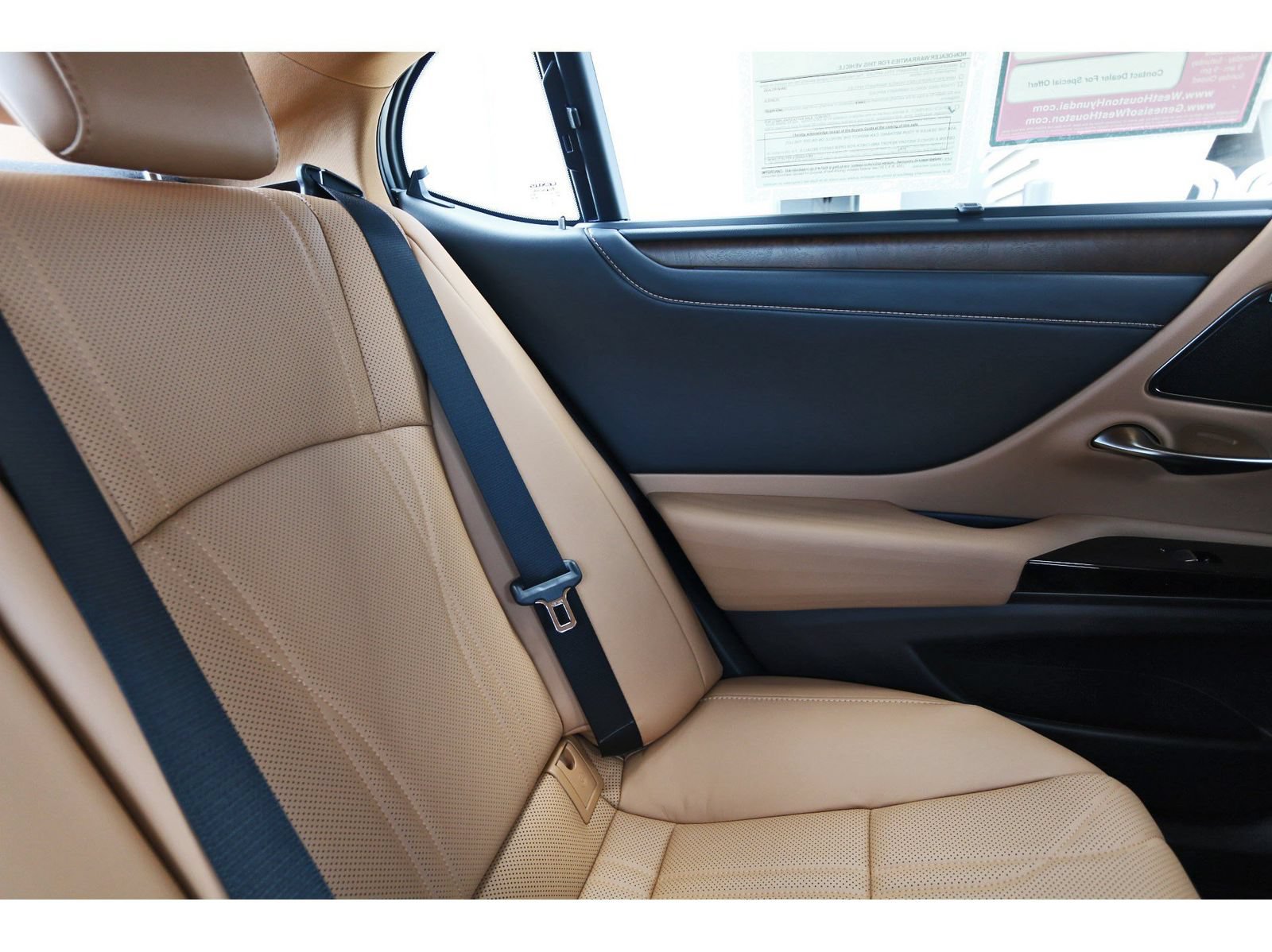 Used 2022 Lexus ES 350 Ultra Luxury w/ Accessory Package 2 FWD image 14