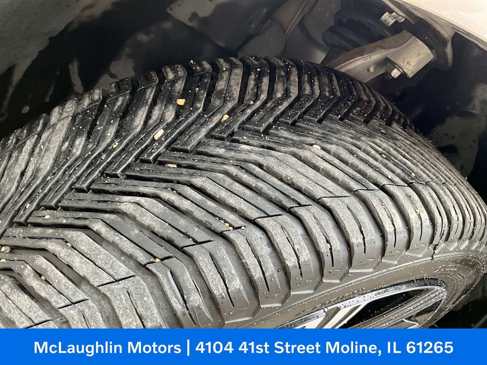 Certified 2023 Volvo XC90 B6 Ultimate w/ Protection Package Premier image 16