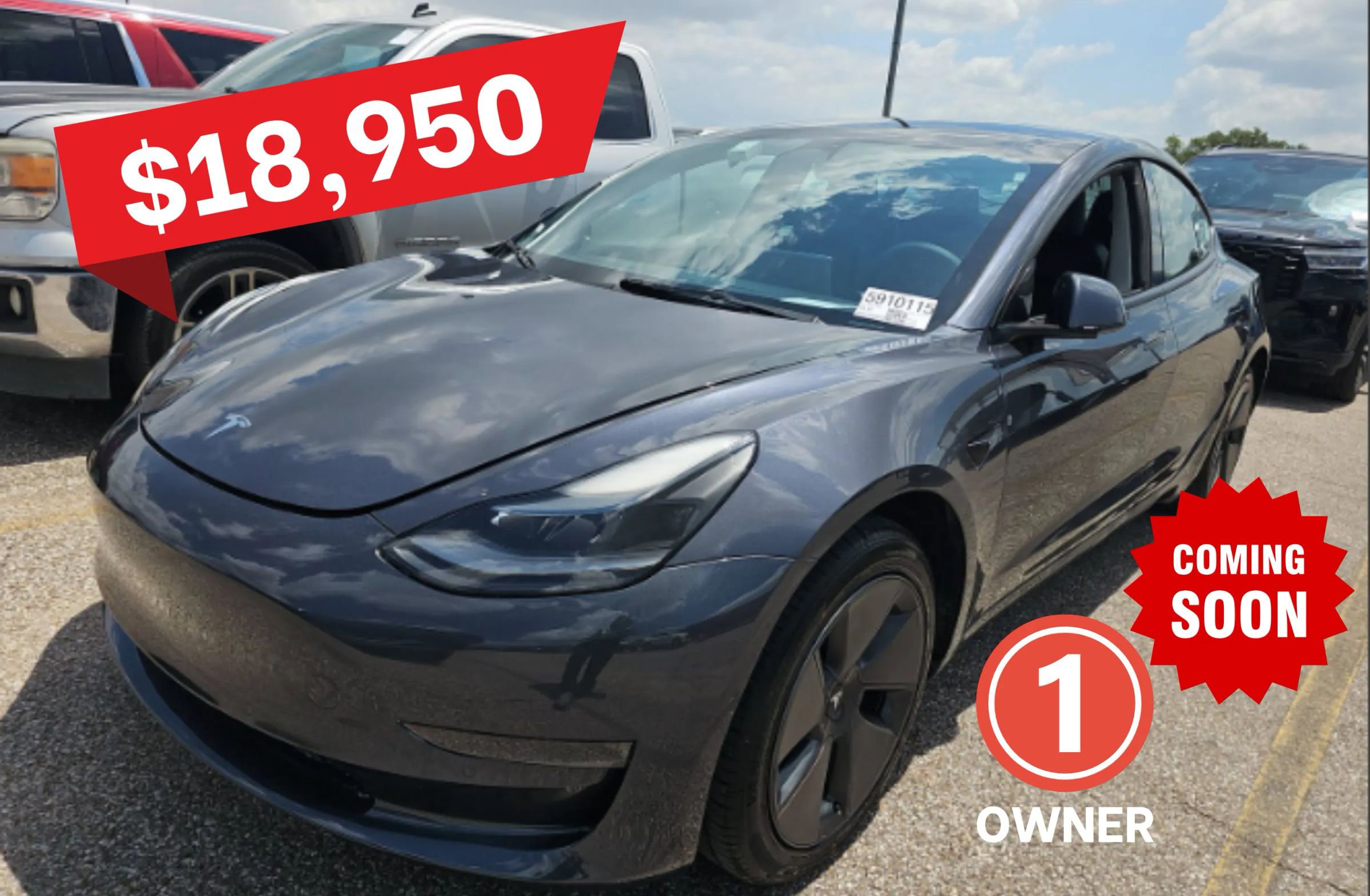 Used 2022 Tesla Model 3 Standard Range RWD image 1