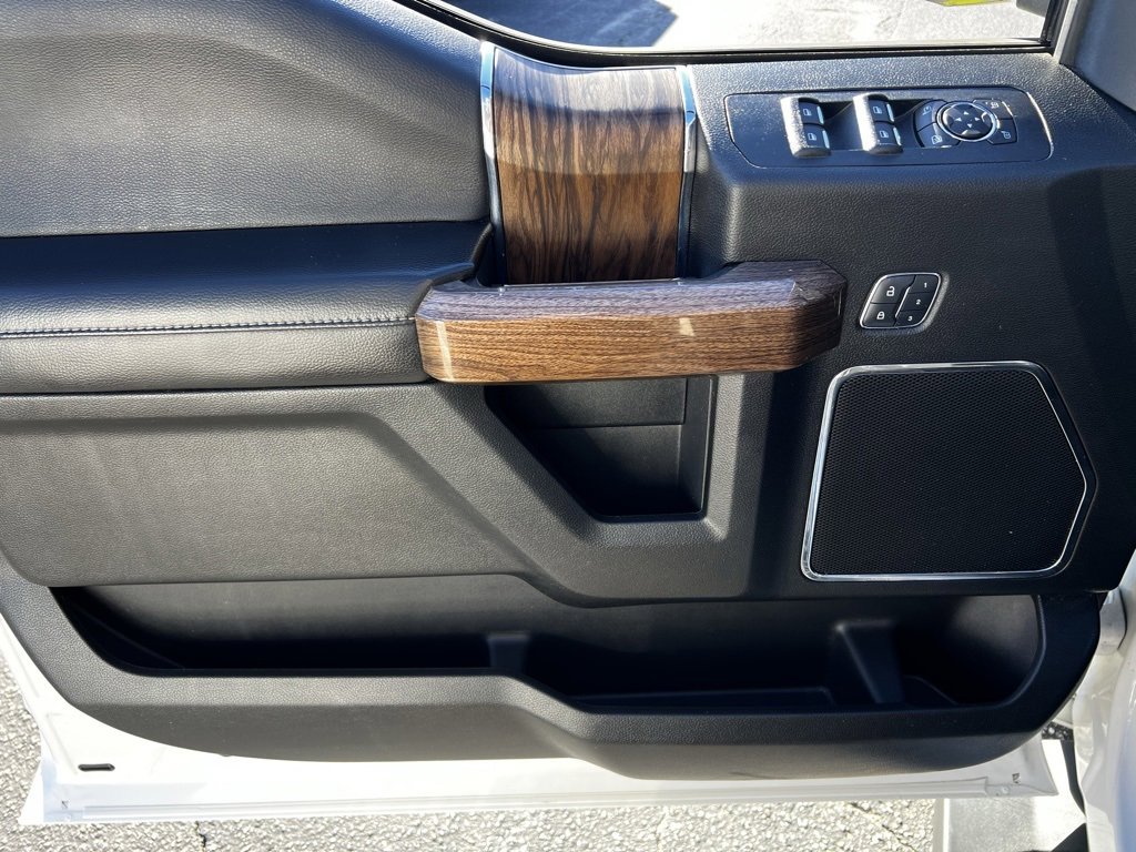 Used 2018 Ford F150 Lariat w/ Equipment Group 502A Luxury image 13