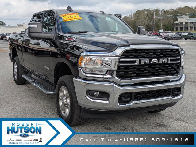Used 2024 RAM 2500 Big Horn w/ Bed Utility Group AWD/4WD image 4
