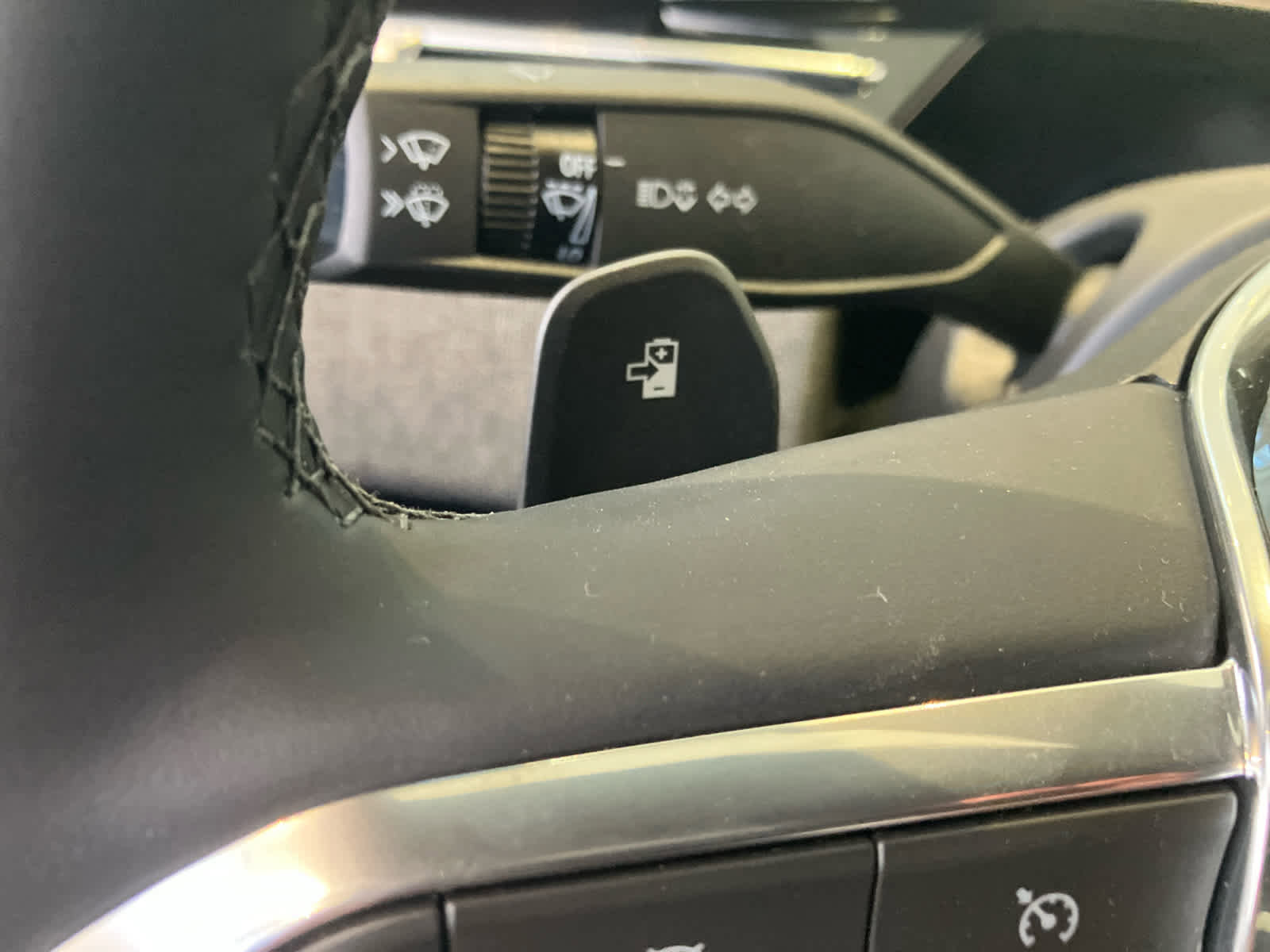 New 2026 GMC Sierra EV Elevation image 20