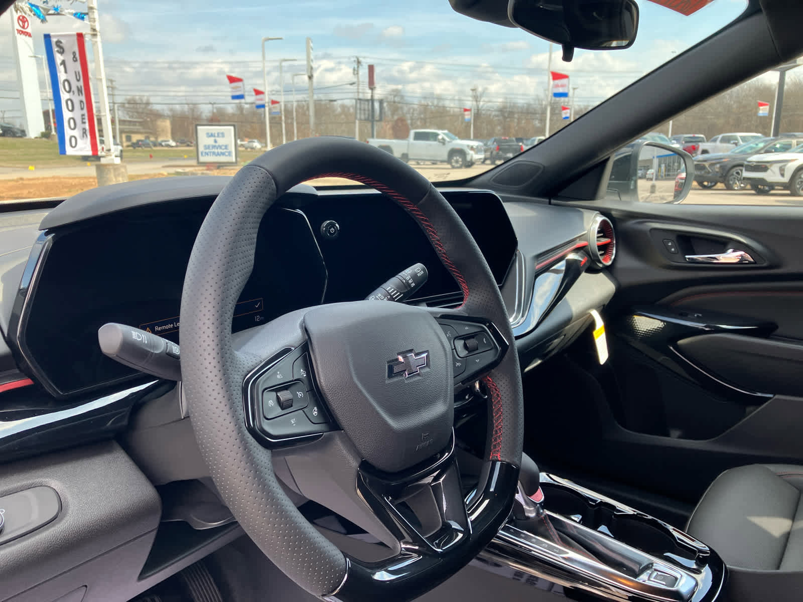 New 2026 Chevrolet Trax RS w/ Sunroof Package image 9