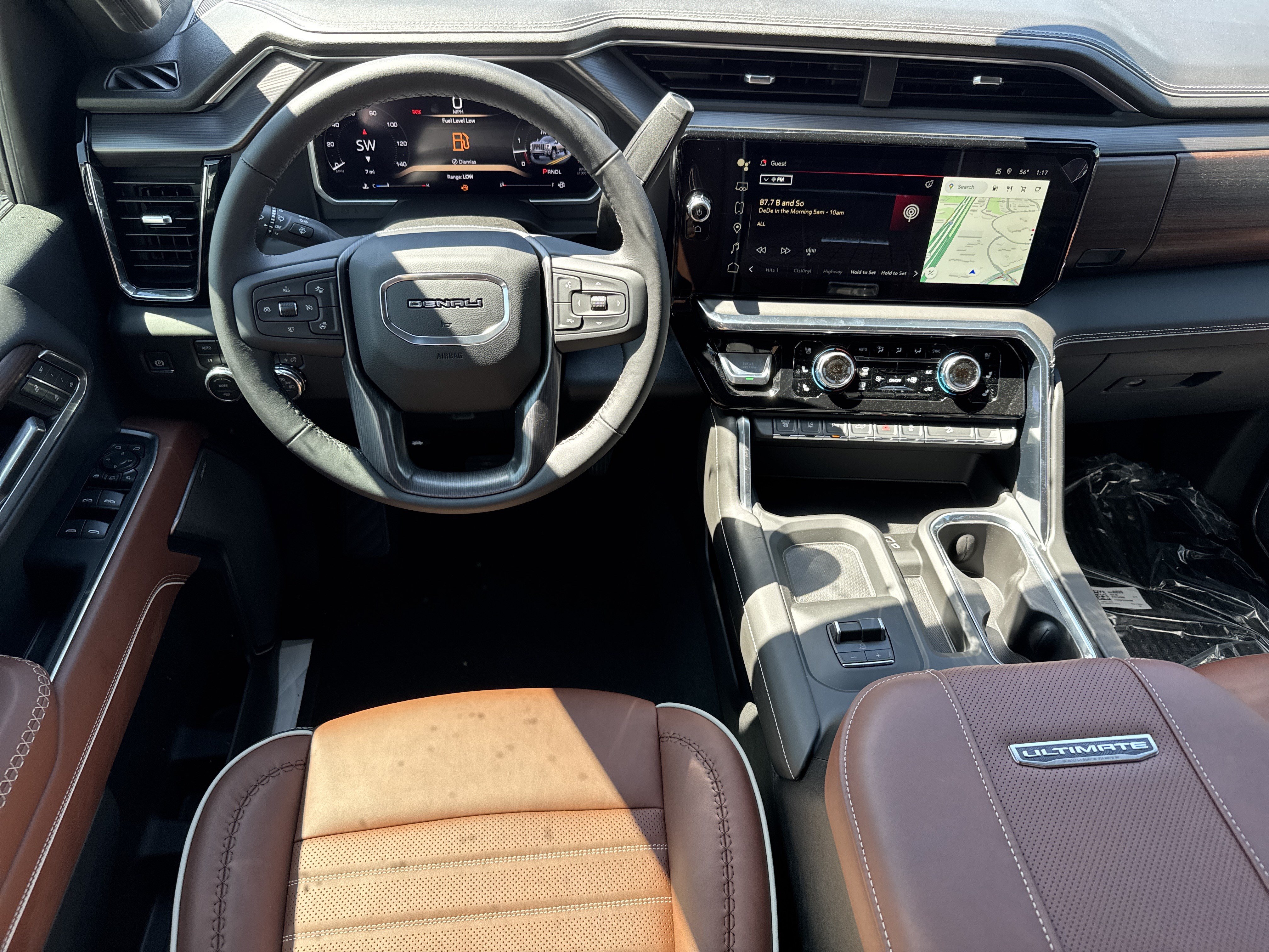 New 2026 GMC Sierra 2500 Denali Ultimate AWD/4WD image 17