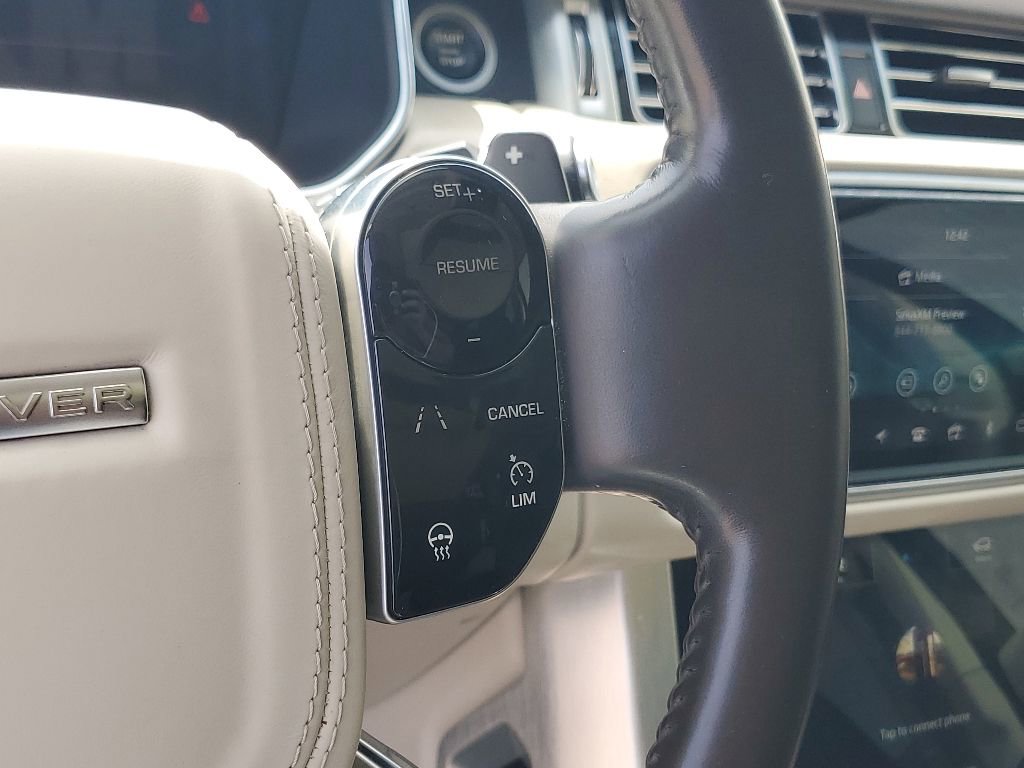 Used 2018 Land Rover Range Rover Supercharged AWD/4WD image 16