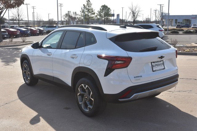 New 2026 Chevrolet Trax LT image 9