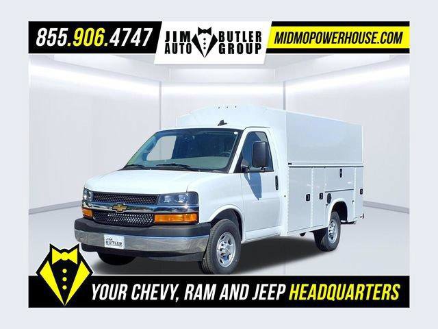 New 2026 Chevrolet Express 3500 w/ Power Convenience Package