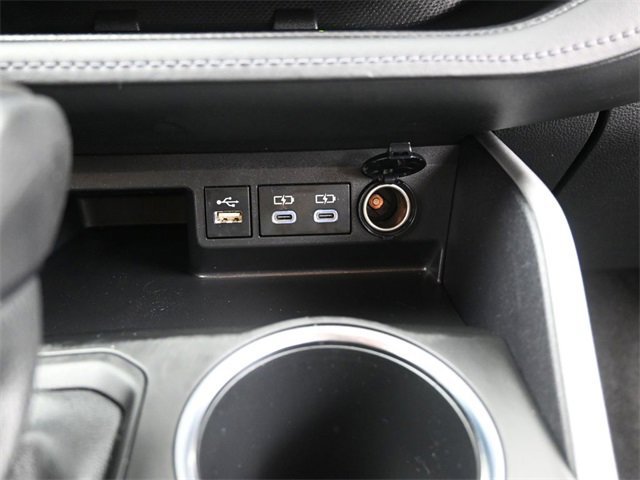 Used 2023 Toyota Highlander L image 20