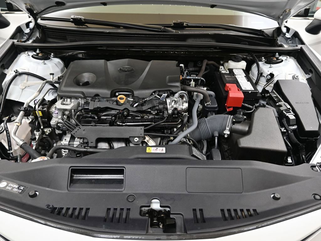 Used 2023 Toyota Camry XLE w/ Cold Weather Package image 9