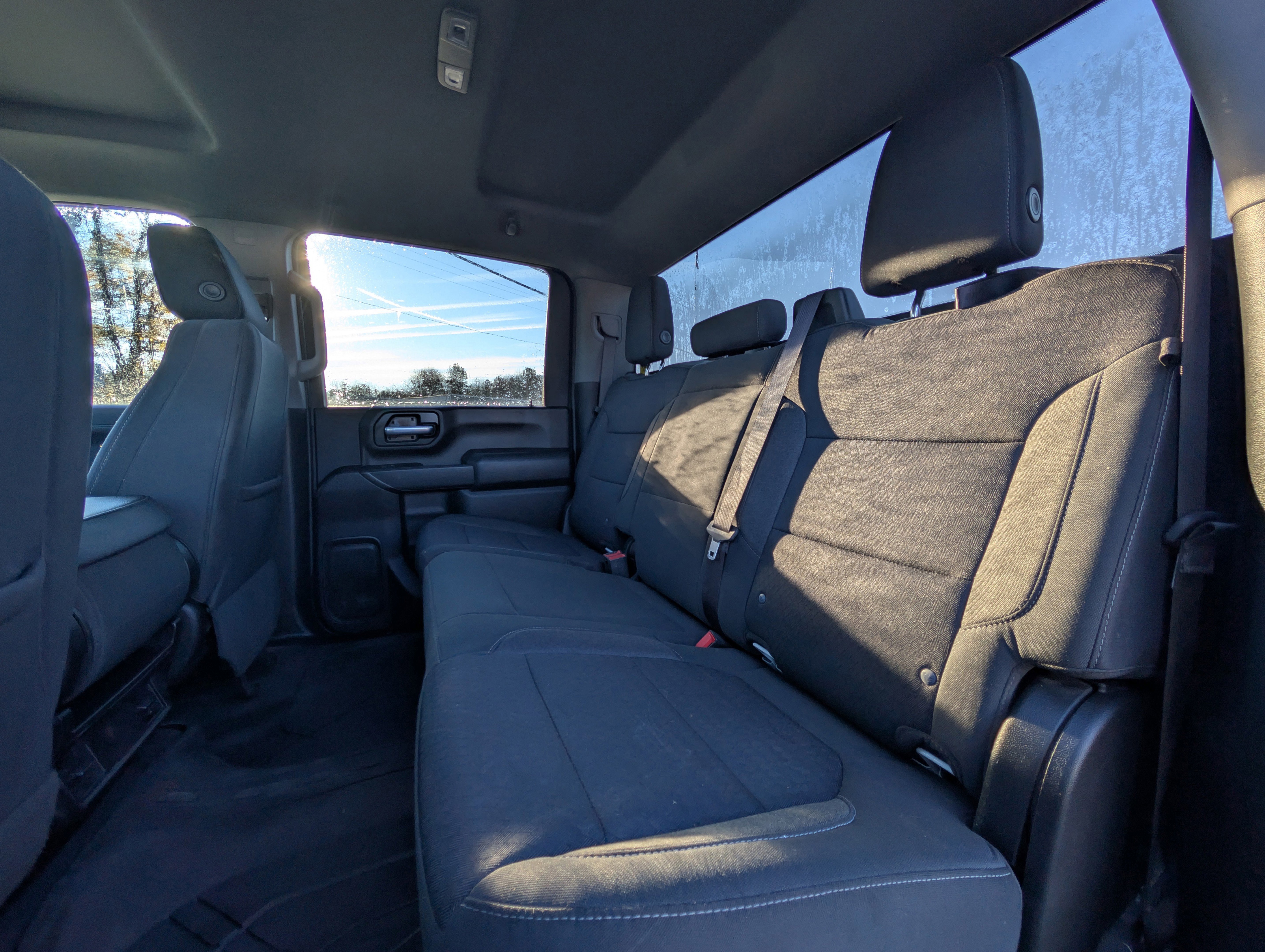 Used 2023 Chevrolet Silverado 2500 LT w/ Snow Plow Prep/Camper Package image 28