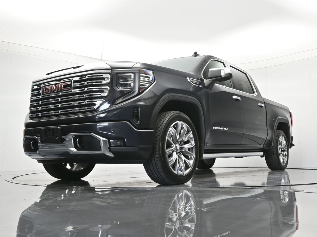 Used 2023 GMC Sierra 1500 Denali w/ Denali Reserve Package AWD/4WD image 39